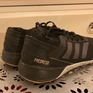 Adidas predator indoor soccer shoes